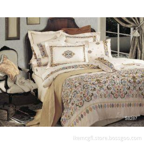 High Yarn Combed Cotton ,Sateen Bedding Sets With Exquisite